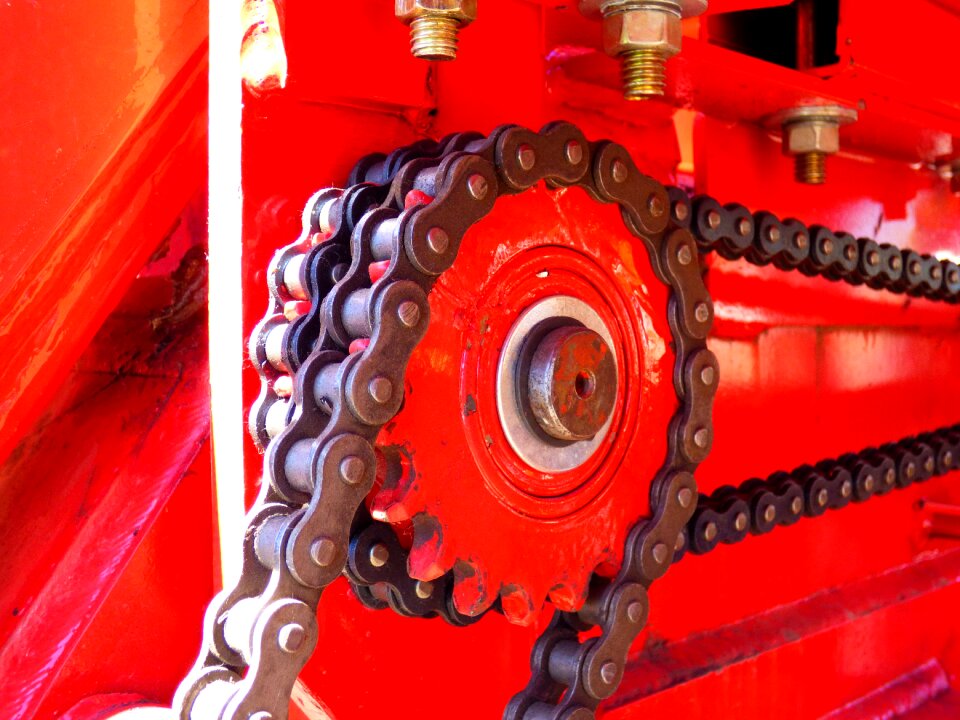 Pinion links farm equipment