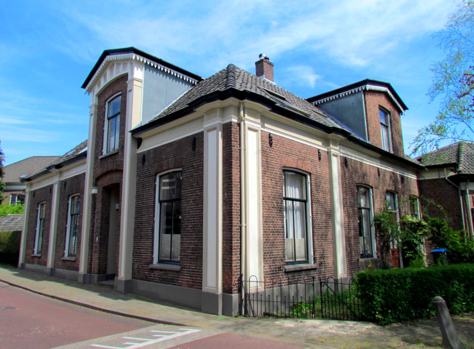 Hogestraat 18, Dieren