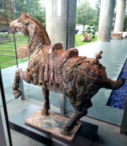 Horse, China, Qing dynasty, 1700s AD, wood, pigment, plaster - The Ann and Gabriel Barbier-Mueller Museum - DSC05640