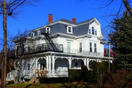 House - Arlington, MA - DSC03153