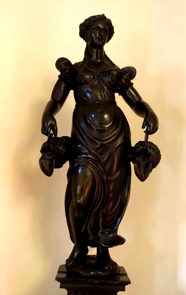 House fountain from the Hof des Anwesens, Albrecht-Durer-Platz 10, by Benedikt Wurzelbauer, c. 1590, bronze, view 2 - Stadtmuseum Fembohaus - Nuremberg, Germany - DSC02322
