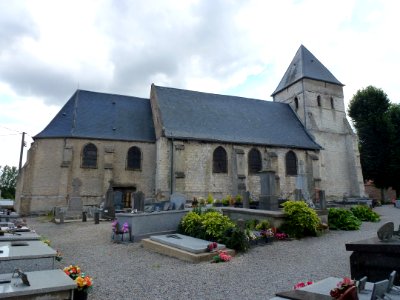 Houlle (Pas-de-Calais) église Saint-Jean-Baptiste (02)