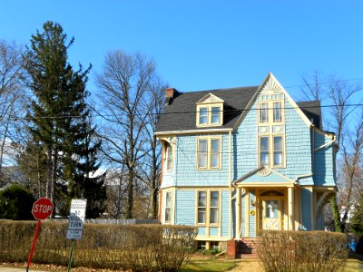 House 2 Ridley Park PA
