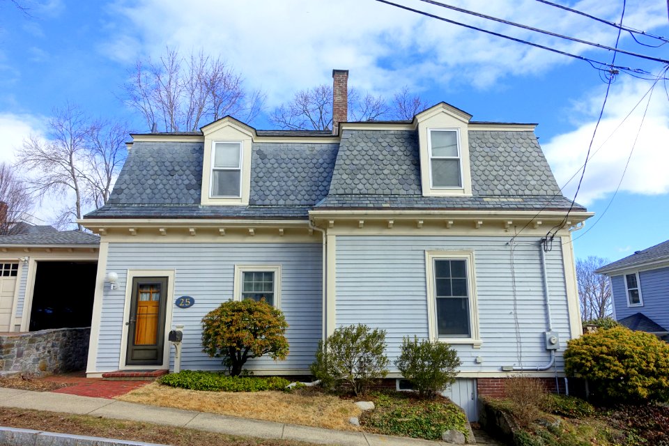 House - Arlington, MA - DSC06514