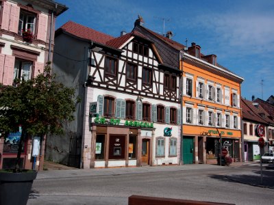 House at Rue Wilson and Place Auguste Keufer, pic2