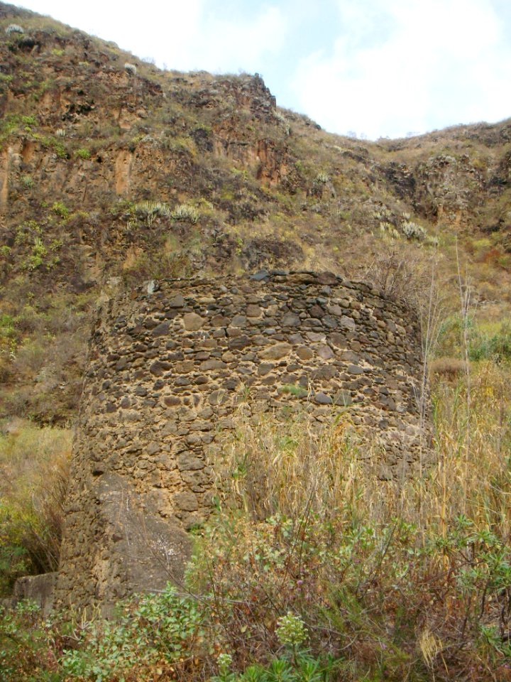 Horno de cal, barranco de Azuaje, Gran Canaria 03