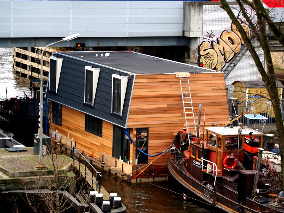 Housboat moved by Wiljo ENI 03010860 pic1