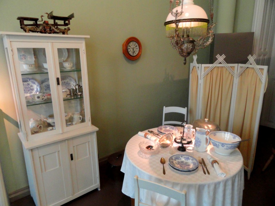 Hospital dining room, c. 1900 - Arppeanum - DSC05452
