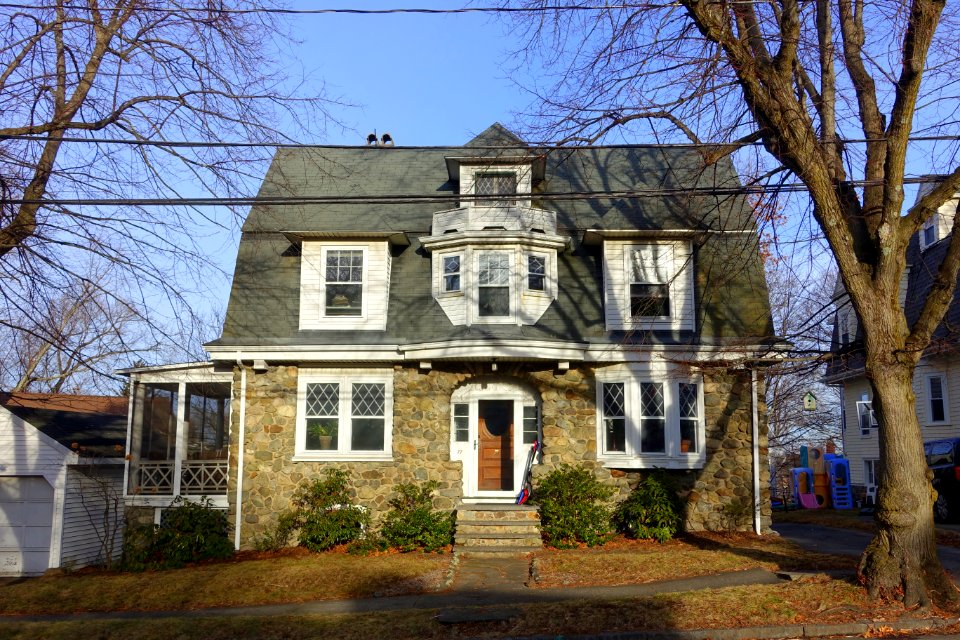House - Arlington, MA - DSC03636