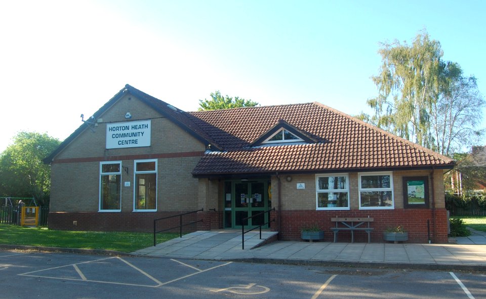 Horton Heath Community Centre and Baptist Church, Meadowsweet Way, Horton Heath (May 2021) (5)