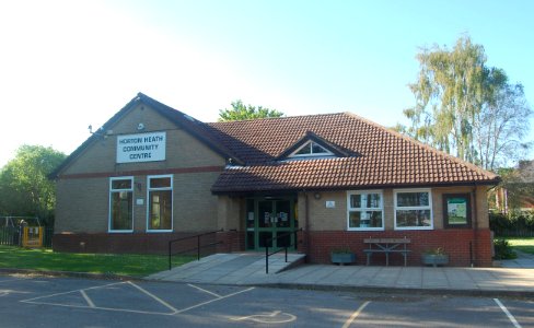 Horton Heath Community Centre and Baptist Church, Meadowsweet Way, Horton Heath (May 2021) (5)
