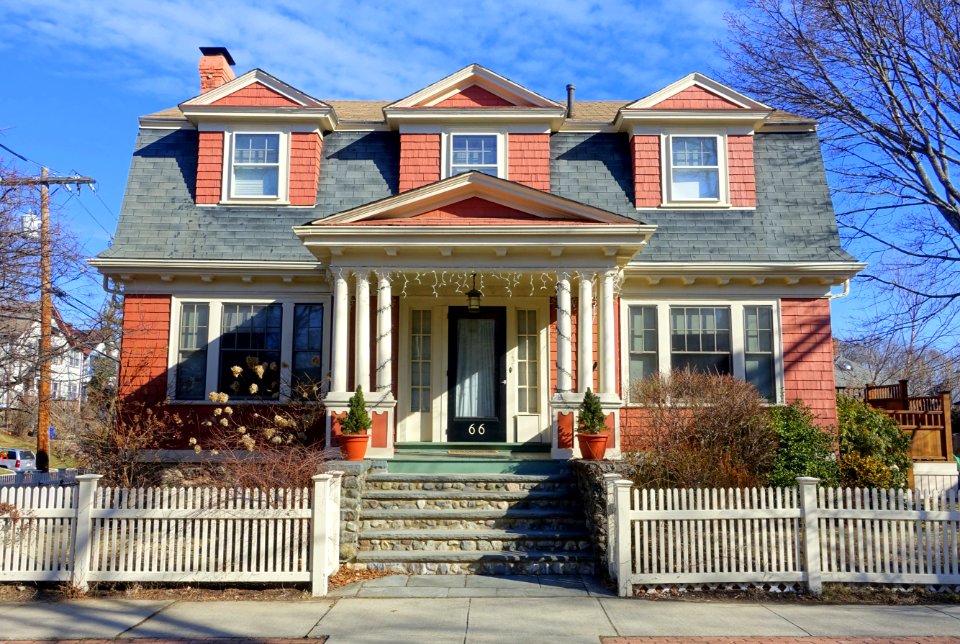 House - Arlington, MA - DSC06439