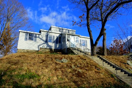 House - Arlington, MA - DSC05392