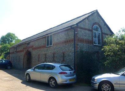 Horsley Evangelical Church, Ockham Road North, East Horsley (May 2014) (2)