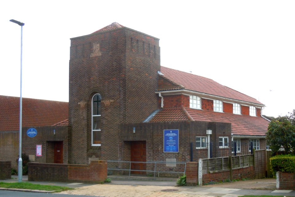 Hounsom Memorial URC Church, Nevill Avenue, Hangleton (October 2014) (1)