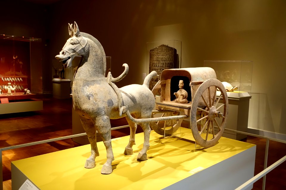 Horse and carriage, Sichuan province, China, Eastern Han dynasty, 1st-2nd century AD, earthenware with traces of pigment - Portland Art Museum - Portland, Oregon - DSC08548