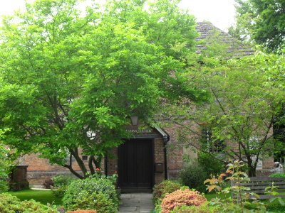 Horsham Unitarian Church, Worthing Road, Horsham (View of Garden in front)