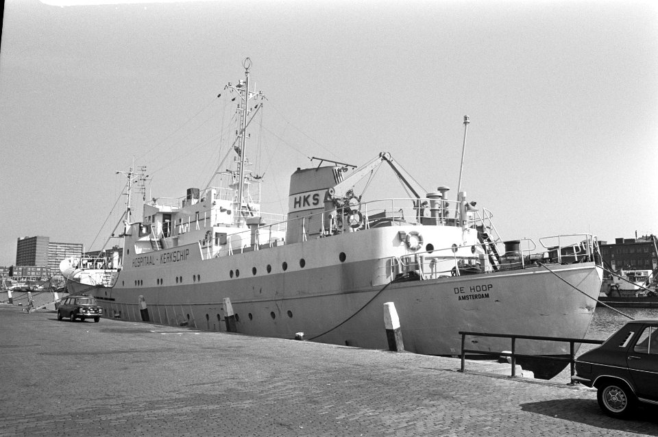 Hospitaalschip De Hoop in haven van Scheveningen, Bestanddeelnr 926-3092
