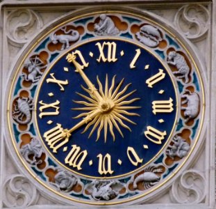 Horloge de la tour de l'église Saint-Germain l'Auxerrois