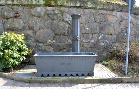 Hornberg, Gusseiserner Brunnen