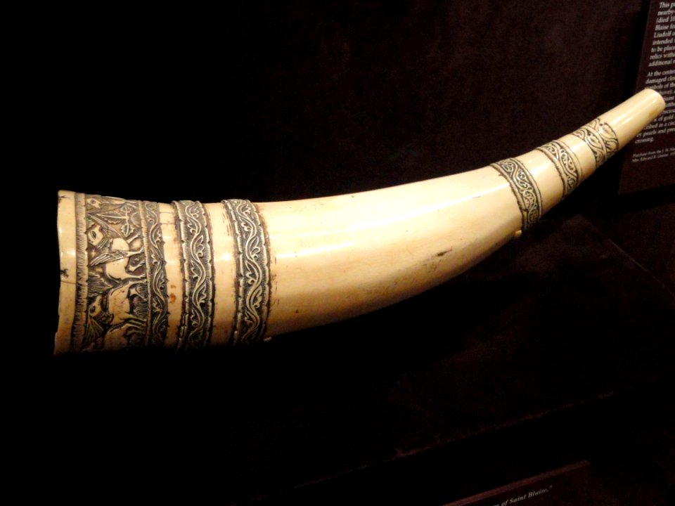 Horn of Saint Blaise, 1100-1200 AD, South Italy or Sicily, ivory - Cleveland Museum of Art - DSC08529