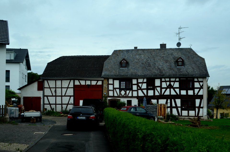 Horressen, Talweg 5