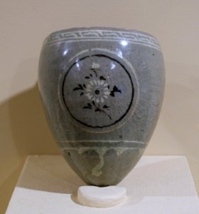 Horn cup (masangbae) with chrysanthemum design, Korea, Goryeo dynasty, 1200s AD, stoneware, celadon glaze - Jordan Schnitzer Museum of Art, University of Oregon - Eugene, Oregon - DSC09483
