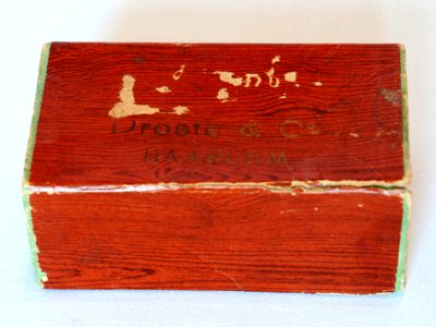 Houtpatroon geschilderd Droste doosje, foto 3