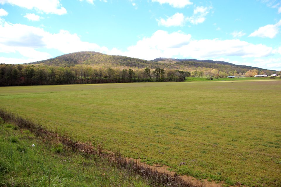 Horn Mountain seen from Reeves Station Road, Gordon County, GA Mar 2017