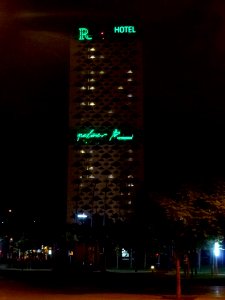 Hospitalet de Llobregat - Plaza de Europa, Hotel Renaissance Barcelona Fira 12