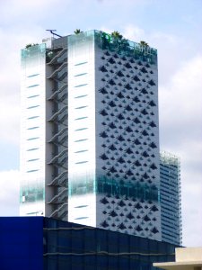 Hospitalet de Llobregat - Plaza de Europa, Hotel Renaissance Barcelona Fira 01
