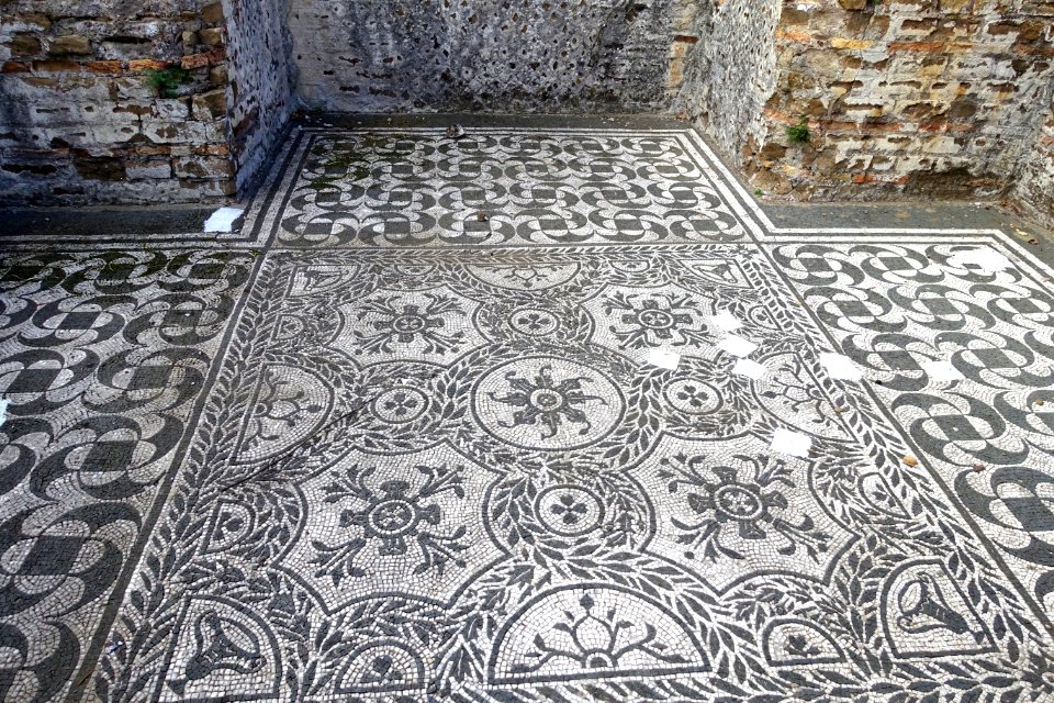 Hospitalia mosaics - Villa Adriana - Tivoli, Italy - DSC03786