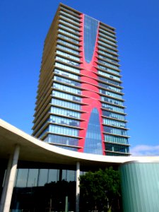 Hospitalet de Llobregat - Plaza de Europa, Torres de Toyo Ito (Torres Porta Fira), Torre Realia BCN 1