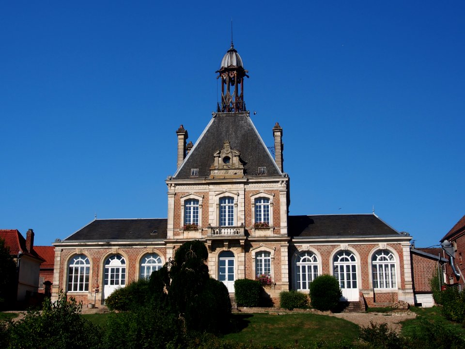 Hotel de Ville de Long, pic3
