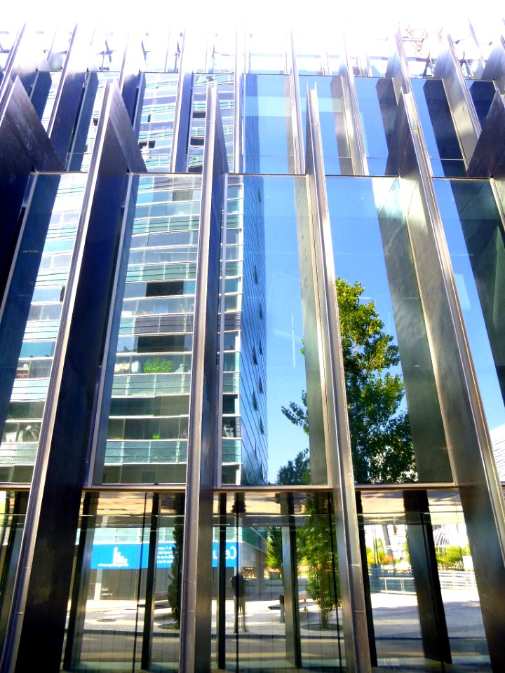 Hospitalet de Llobregat - Plaza de Europa, Olympus Iberia 3