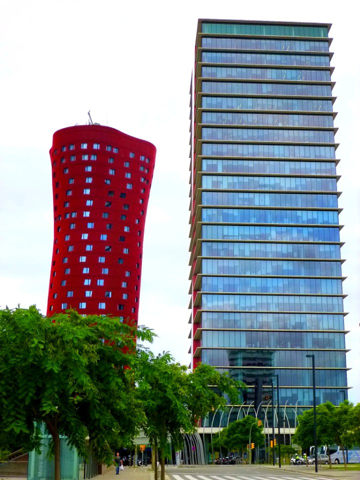 Hospitalet de Llobregat - Plaza de Europa, Torres de Toyo Ito (Torres Porta Fira), Hotel Porta Fira y Torre Realia BCN 06