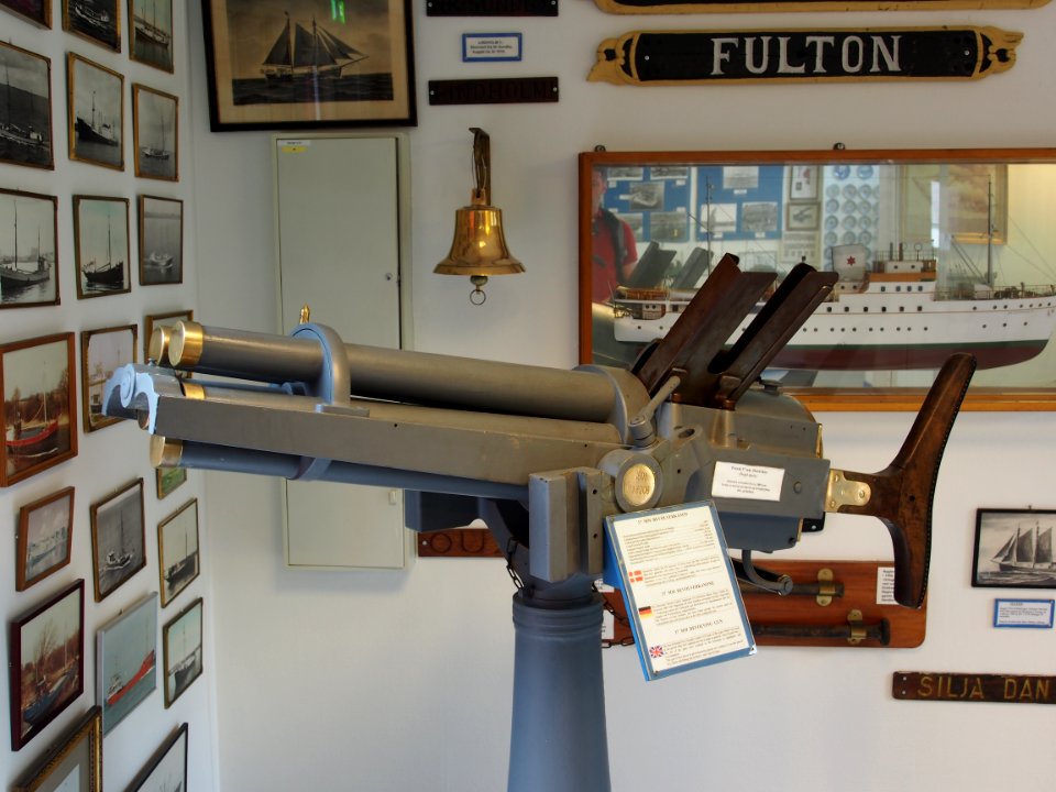 Hotchkiss Paris 37mm Revolving gun pic1
