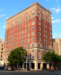 Hotel Capital (Lincoln, Nebraska) from NE 2