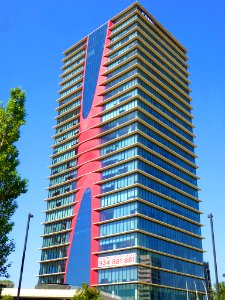 Hospitalet de Llobregat - Plaza de Europa, Torres de Toyo Ito (Torres Porta Fira), Torre Realia BCN 7
