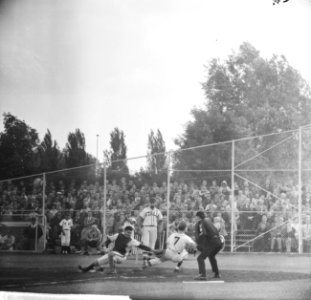 Honkbal Italie tegen West-Duitsland Camaroni (Italie) wee op het thuishonk te ko, Bestanddeelnr 914-1508