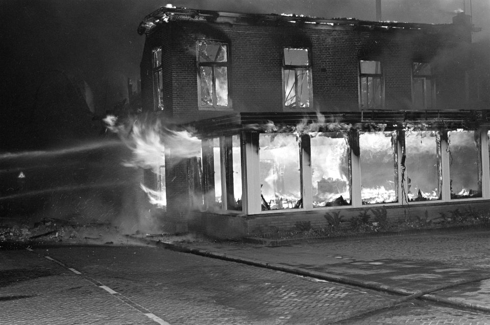 Hotel Bieze in Borger (Drenthe) afgebrand, Bestanddeelnr 920-3528