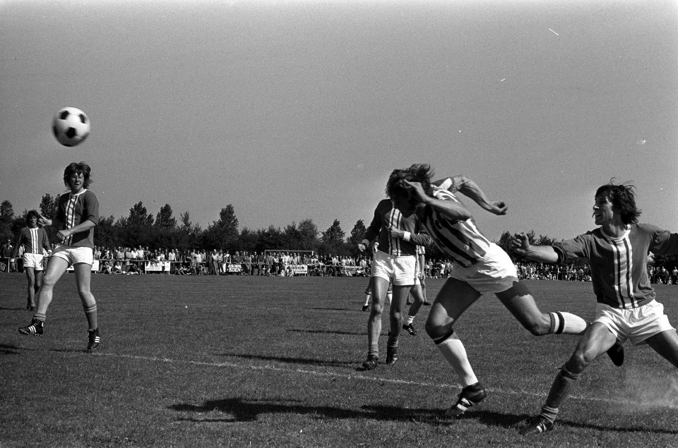 Hoofddorp tegen Heerenveen 0-5, KNVB-beker, Meijering scoort 0-1, Bestanddeelnr 926-6380