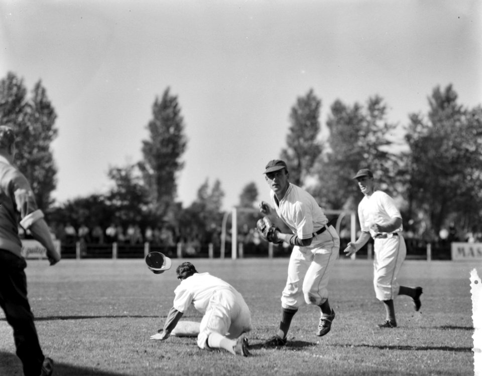 Honkbal Haarlem tegen Amsterdam op het EDO-terrein te Haarlem, Bestanddeelnr 910-4920