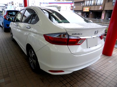 Honda GRACE HYBRID EX (GM4) rear