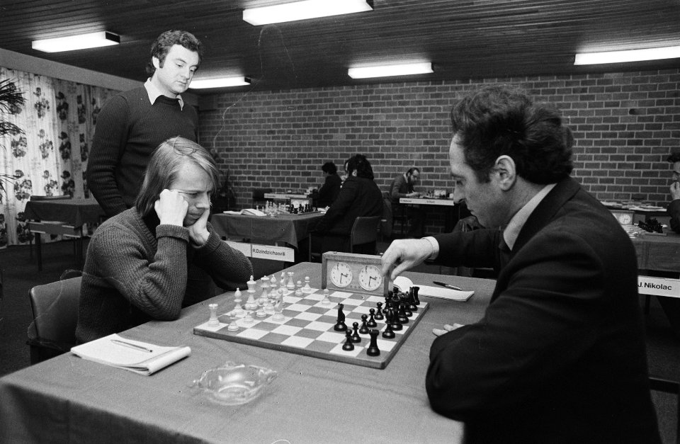 Hoogovenschaaktoernooi Andersson (l) tegen Polugajevski (r), Bestanddeelnr 930-0898