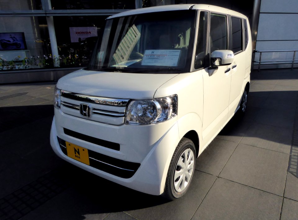 Honda N-BOX G・L Package (JF1) front
