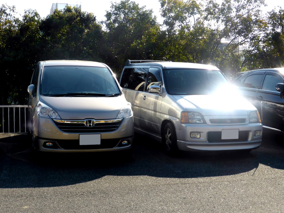 Honda STEPWGN (2nd & 3rd) front
