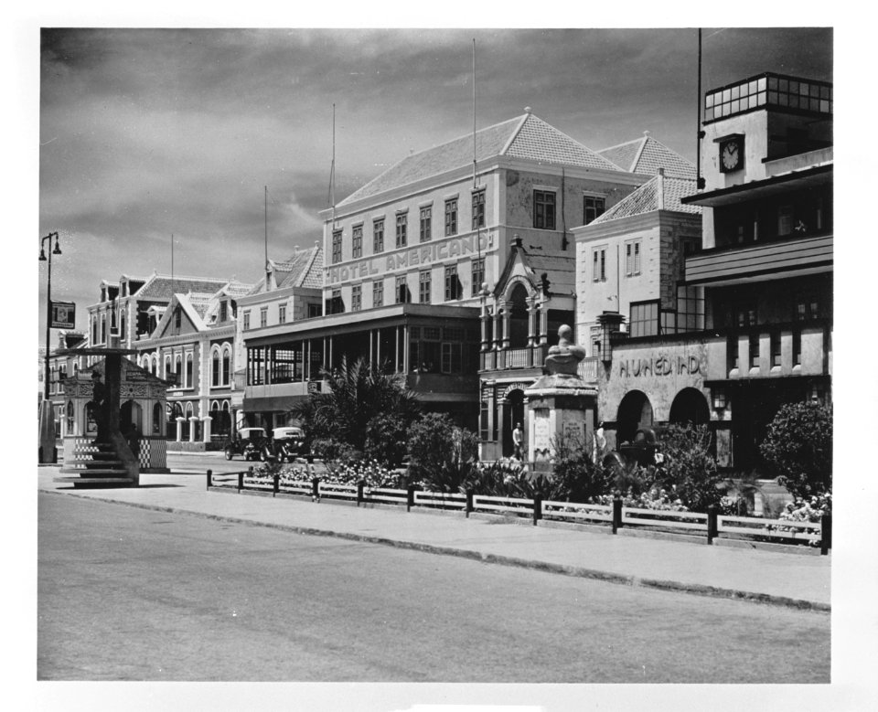 Hoofdstraat in Willemstad (Curaçao), Bestanddeelnr 935-1151