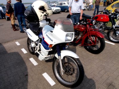 Honda Transalp pic2
