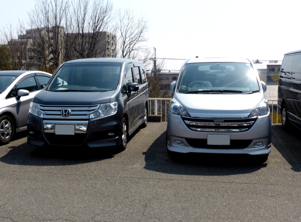 Honda STEPWGN (3rd&4th) front